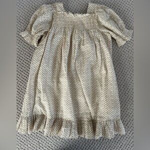 Doen girls ditsy floral smocked dress 6